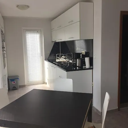 דירה Black Sea 3 *